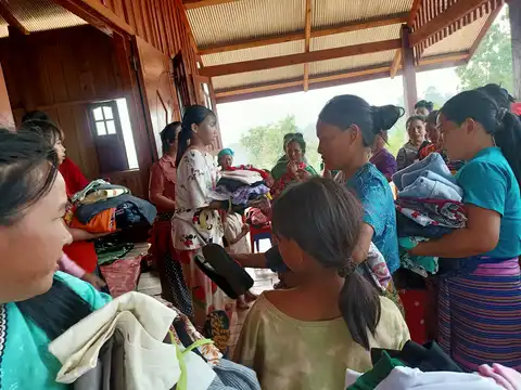 က ေလးများဧဝံေဂလိခရီးစဉ်_၀၄